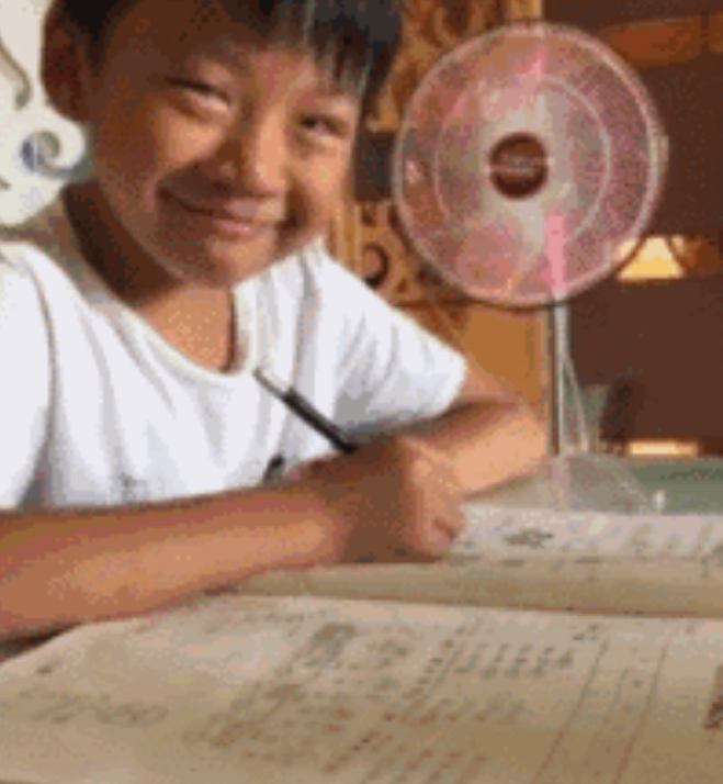 各种奇葩的赶寒假作业方式 你中了几种 各种奇葩的赶寒假作业方式 你中了几种
